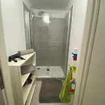 Neu Zentrum 아파트 *