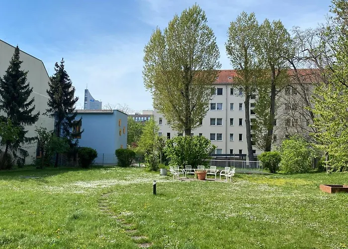 Neu Zentrum Apartment *